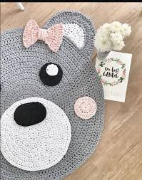 Auch unter der garderobe für kinderschuhe macht sich unser waschbarer kinderteppich wolke super! Pin On Teppich Gehakelt