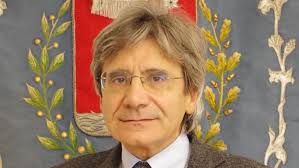 Fusione della Riva Romantica “Viva Laglio” contro il sindaco