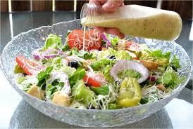 This Homemade Copycat Olive Garden Salad Dressing Is The Perfect Accompaniment To Fresh Lett Olive Garden Salad Olive Garden Salad Dressing Garden Salad Recipe