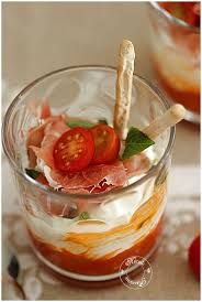 Compotee De Tomates Mousse De Fromage Frais Basilic Et Chiffonnade De Jambon Cru Recette Verrine Apero Recette De Verrine Facile Noel Recette Aperitif