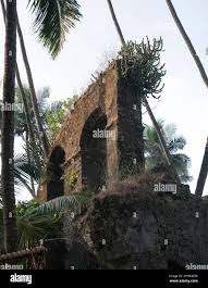 The abandoned ruins of Revdanda fort ...