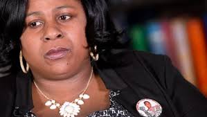 Seedlings to fall far from oak, bologna bust: News from around our 50 states