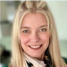 Welcome to the team! Lisa Rushton is a quantity surveyor who specialises in  the management of disputes. Read more about Lisa's experience over