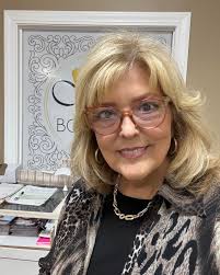 New lip color rose latte available