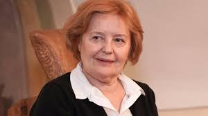 Naštěstí to manželé nakonec ustáli a ještě více je to sblížilo. Magda Vasaryova Postavila V Stiavnici Dalsiu Chalupu