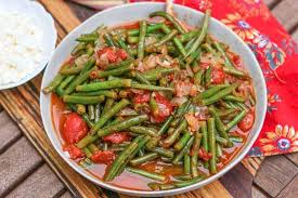 Add hot water just enough to half cover the beans. Greek Green Beans Fasolakia A Fork S Tale