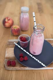 Il S Agit D Une Recette De Smoothie Peche Framboise Vraiment Simple A Realiser Et 15 Minut Apricot Smoothie Smoothies With Almond Milk Peach Raspberry Smoothie