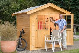 Ein gartenhaus von karibu können sie schnell und einfach selber montieren. Gartenhaus Streichen Selbst De