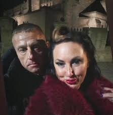 🟢 A Sunderland man who posed as a teenage girl online has admitted to a  series of sexual offences against young boys. Kevin Butler, 34, of The  Limes