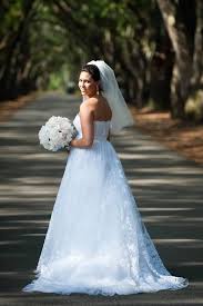 Sign up to receive updates from oscar de la renta Oscar De La Renta 92e29 Preloved Wedding Dress Save 70 Stillwhite