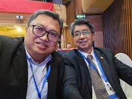 黄保国博士教授Prof Dr Ng Po Kok...