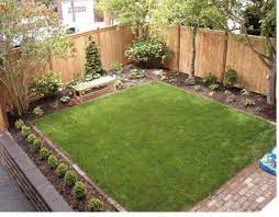 Pin By Sil Via On Yard Ideas Small Backyard Landscaping Front Yard Landscaping Design Small Front Yard Landscaping