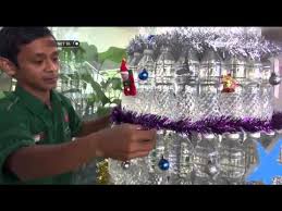 Hai di video ini aku membuat pohon natal dari botol plastik bekas, cara membuatnya tidak sulit, cukup ikuti langkah di sini. Kreasi Pohon Natal Dari Limbah Koran Hingga Pohon Plastik Net24 By Official Net News