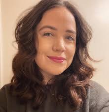 Rachel Weeks's Instagram, Twitter & Facebook