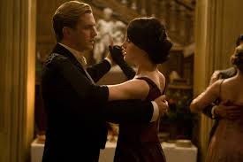 Voir série downton abbey saison 2 les héritiers de downton abbey ayant péri lors du naufrage du titanic, la famille crawley se retrouv. Downton Abbey Christmas At Downton Abbey Tv Episode 2011 Imdb