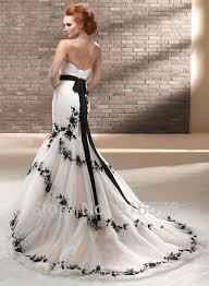 Trendy mermaid prom dresses, stunning mermaid homecoming dress styles and gowns. Pin By Michaela Grant On Ah A Girl Can Dream Black Lace Wedding Dress White Wedding Dresses Black Lace Wedding