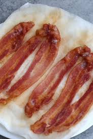 Meanwhile, cook bacon in dutch oven over medium heat until crisp. How Long To Microwave Bacon Tipbuzz