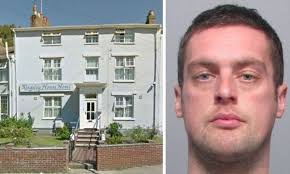 Conman jailed for stealing money and cars from women he met online