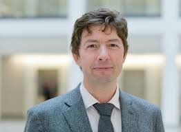 Ein blick hinter die kulissen. Two Grimme Awards For Prof Drosten S Coronavirus Podcast Charite Universitatsmedizin Berlin