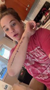 #greenscreen #tattoos #meandmama💜