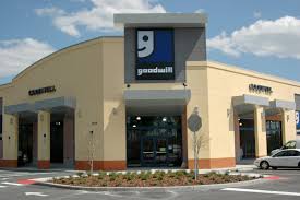 1819 Alafaya Trail Oviedo Fl 32765 407 706 0800 Hours Open Mon Sat 9 00 A M 8 00 P M Sun 10 00 A M 6 00 P M Oviedo Florida Oviedo Florida