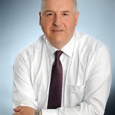 Larry Stapleton's Instagram, Twitter & Facebook