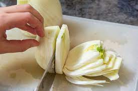 For other dishes, make the bulb stand on the root end and cut vertically with a sharp knife and slice them into small pieces. Roasted Fennel How To Cook Fennel Bulb Fifteen Spatulas