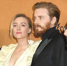 Let's find out about her relationship, single life, famous for, net worth, nationality, ethnicity, height, and many more…. Pin Di A F Su Jack Lowden