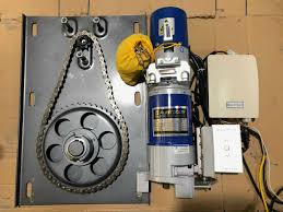 Phụ kiện cửa cuốn | Bình lưu điện - Motor - Remote cửa cuốn - Cửa Cuốn  AUSTDOOR - Hệ Thống Austdoor Miền Nam