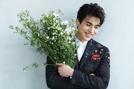 Lee dong wook | tumblr. Lee Dong Wook Bids Farewell To On The Air Through Naver V App