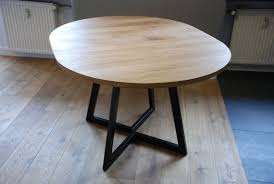Ein Ausziehbarer Runder Tisch Auf Bestellung Handgefertigt Ein 32mm Dicke Eiche Oder An Round Extendable Dining Table Round Dinning Table Round Dining Table