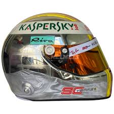 Hi friends, i present my helmet texture that vettel presented to meulbourne for the grand prix,update version gp.china 2019. Sebastian Vettel 2019 Singapore Gp F1 Replica Helmet Full Size Cm Helmets