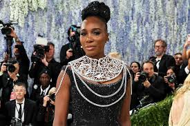 Venus Williams Arrives at the 2026 Met Gala in a Light-Catching Crystal Swarovski Gown with a Very Meaningful Nod