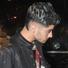 Gigi hadid and zayn malik beat us all in the quarantine baby racegood genes all around for this baby girl. How To Get Zayn Malik S Grey Silver Hair Pause Online Men S Fashion Street Style Fashion News Streetwear