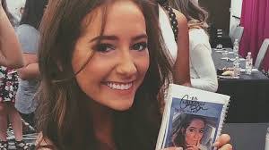 Caitlin Ellsworth's Instagram, Twitter & Facebook