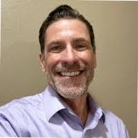 Steven Isler's Instagram, Twitter & Facebook