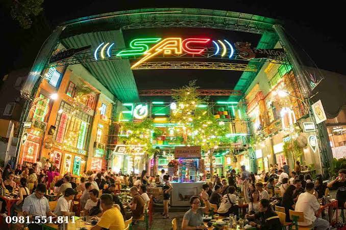Sạc Station - 6 Trần Hưng Đạo - 9Club Đặt Bàn Ngay