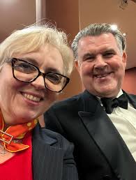 Robert F. Siegmund (@robertfsiegmund) • Instagram photos and videos