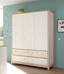 Kostenloser rückversand ratenkauf geprüfter shop jetzt kaufen. Jonas Kleiderschrank 3 Turig Weiss Edelbuche Gunstig Mobel Kuchen Buromobel Kaufen Froschkonig24