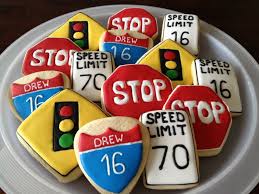 16th Birthday Party Birthday Cakes For 16 Year Old Boy A Great Idea For Cookies At The 16th Birthday Party For A New Or Soon To Be Driver Sweet 16 For Boys Boys 16th Birthday Cake Boy 16th Birthday