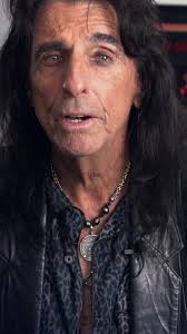 You know you want me #elected #aliceforpresident #ontour 🎥 ka1tlyn444