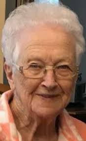 Donna Callihan's Instagram, Twitter & Facebook