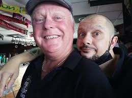 Good morning Tenerife!!! We are back!!! Again together!!! Gary Jay from  2pm!!! 2 hours with our resident amazing guitarist and singer. 4.15 Michael  Leavy Jr.