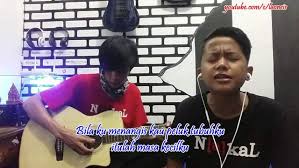 Syurga di telapak kaki ibu aishah duration. Lirik Lagu Kini Aku Baru Mengerti Rindu Ayah Dan Ibu Laoneis Band Lirik Plus