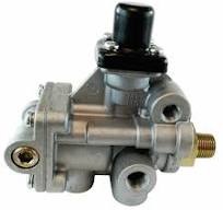 Spring Brake Valves: SR-2 Trailer Spring Brake Valve - 1/2 Inch NPT