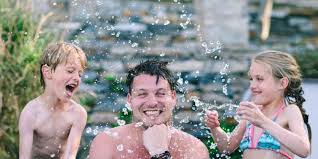 This list of 10 preschool activities will help you plan fun, simple, entertaining, and inexpensive ways to keep your children learning, playing, exploring, and ice painting is a process art activity that is both a fun sensory experience and a science experiment that helps children to explore the color theory. 101 Weekend Family Activity Ideas All Pro Dad