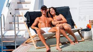 Джорджина родригес / georgina rodriguez. Herz Emoji Auf Bauch Ist Ronaldos Freundin Etwa Schwanger Promiflash De