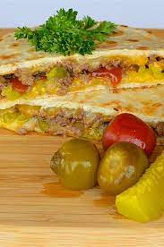 Cheeseburger Quesadilla Recipe Cheeseburger Quesadilla Recipes Mexican Food Recipes