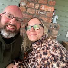 Albion Rovers 1-0 Cowdenbeath A Barry Duncan goal midway through the second  half was all that separated the sides at The Reigart Stadium this  afternoon. After a goalless first 45, Tony Garth