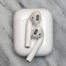 Apple Air Pods With Wireless Charging Case In 2020 Latest Gadgets Air Pods Apple Air